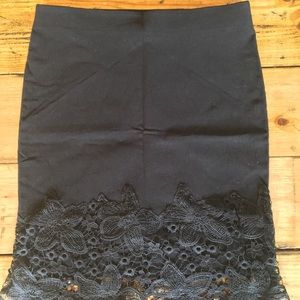 IZ Byer black stretch skirt